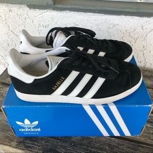 Adidas Gazelle Sneakers Black and White size 6.5